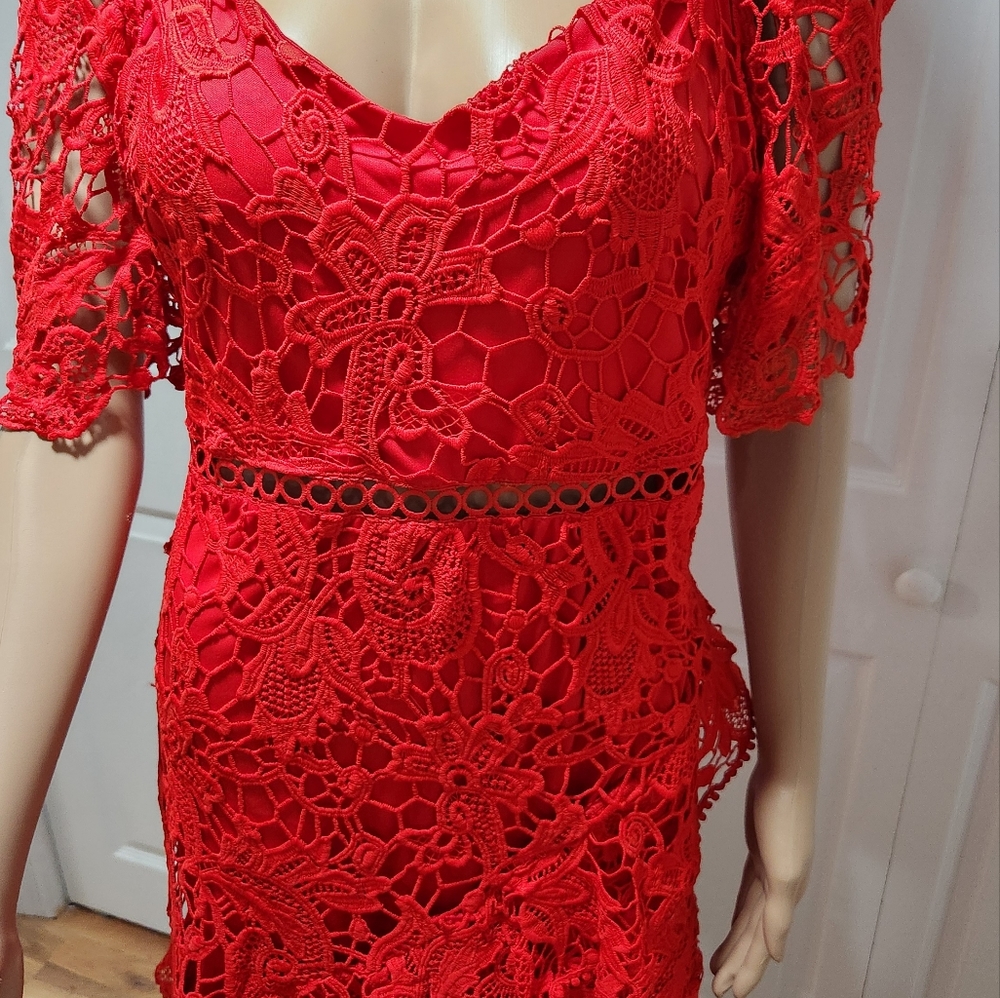 Dress - Picture 5 of 13